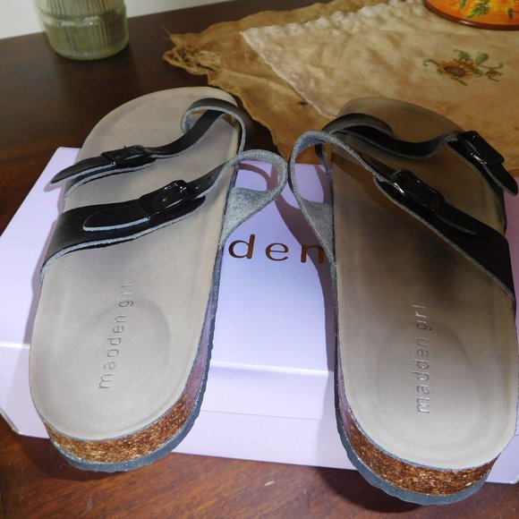 Madden Girl Sandals - Picture 3 of 5